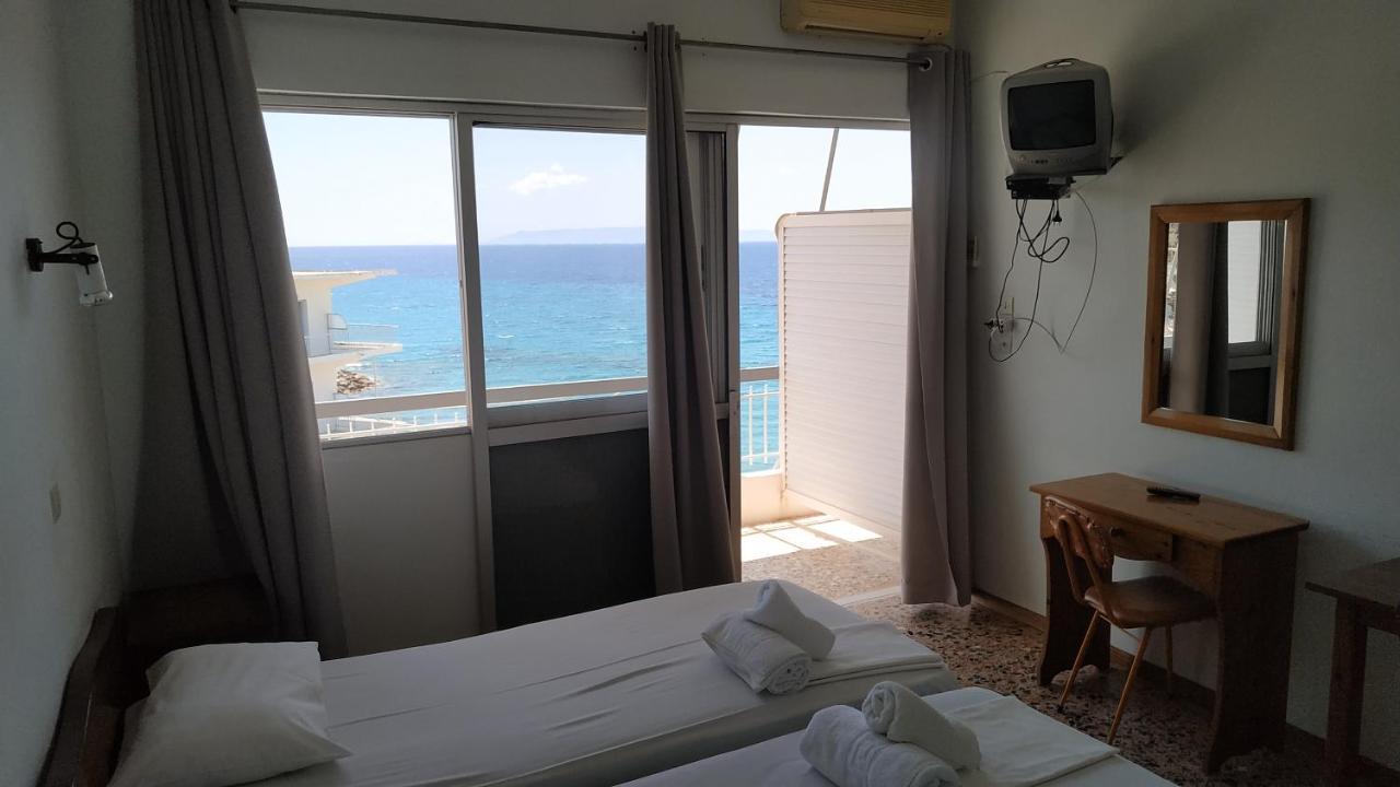 Poulea Rooms Kalamata Esterno foto